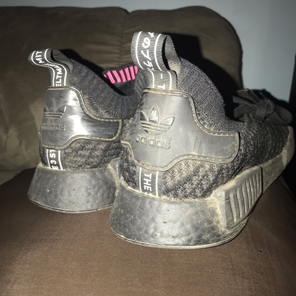 NMD R1 - Picture 2 of 2